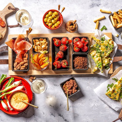 Bowls and Dishes Borreltray 30cm 3-vaks met schaaltjes zwart