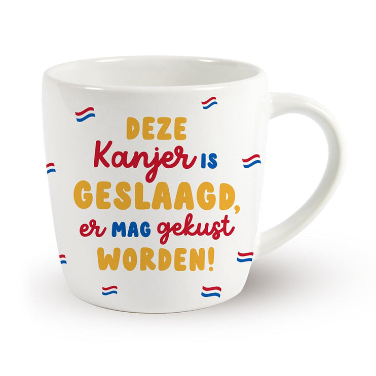 Mok Deze kanjer is geslaagd. Er mag gekust worden