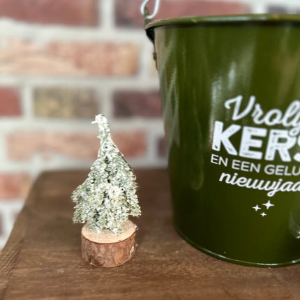 Cadeau Emmer M Kerst (Vrolijke Kerst) met Kerstboompje en Kaars van MY FLAME