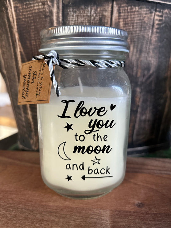 Black & white scented candle - to the moon and back