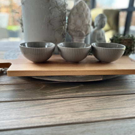 Serveerplank 59 cm inclusief schaaltjes