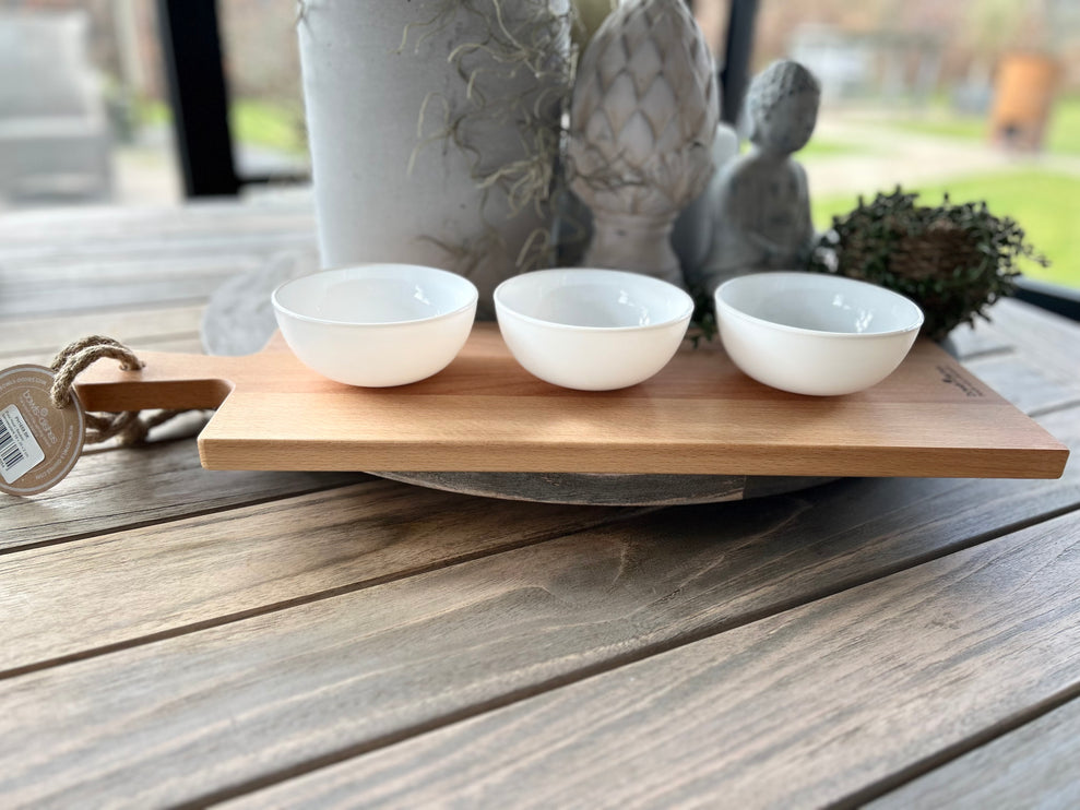 Serveerplank 59 cm met witte schaaltjes