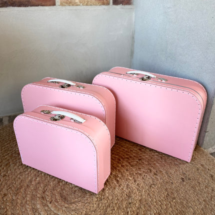 Koffertje roze met roze achtergrond - Logeerkoffertje - Opa en Oma