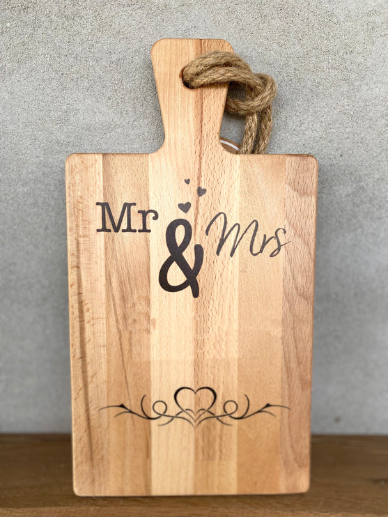 Serveerplank Mr & Mrs 34,5 cm beukenhout - gepersonaliseerd