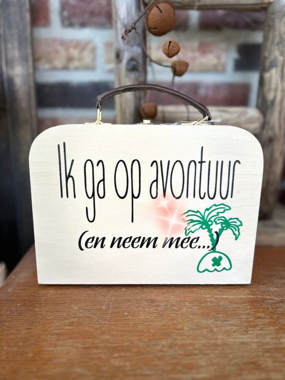 Houten koffertje met leren handvat - Avontuur