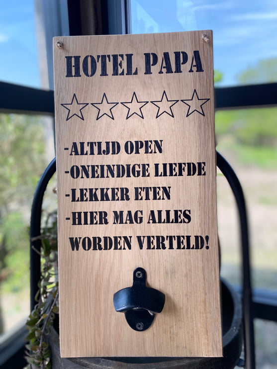 Tekstbord Hotel Papa met opener