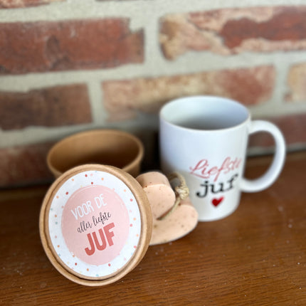 Cadeaupakket juf inclusief theeglas bedankt  + zeep in doosje + houten hartje