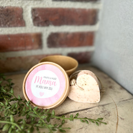 Zeep in doosje - Knuffel en kusje mama ik hou van jou - roze