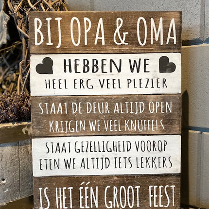 Tekstbord Bij opa en oma