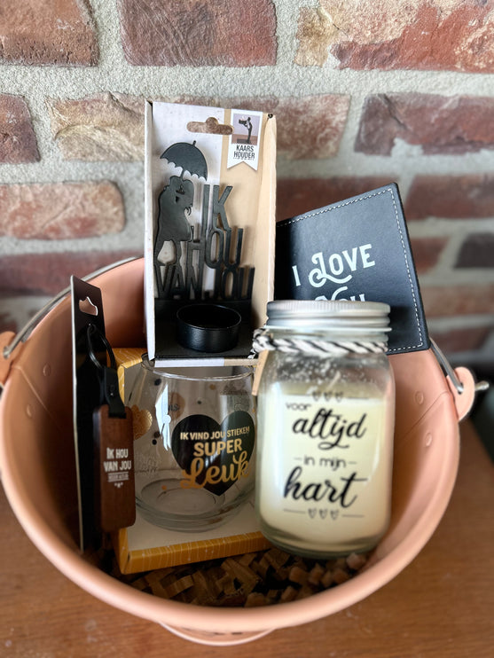 Cadeaupakket Zinken emmer I Love You met vanillekaars/sleutelhanger/wijnwaterglas/metalen waxinehouder/onderzetter