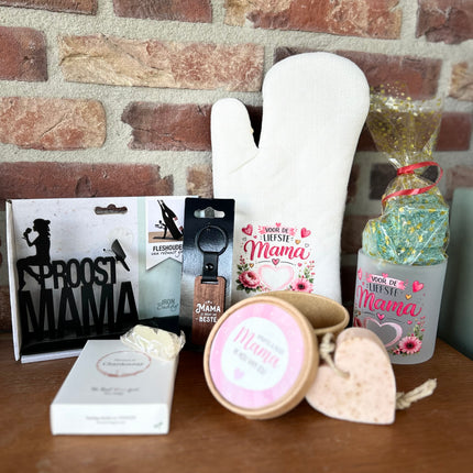 Cadeaupakket Zinken emmer mama met ovenhandschoen/flessenhouder/winegum/zeep in doosje/theeglas/geurblokjes/sleutelhanger