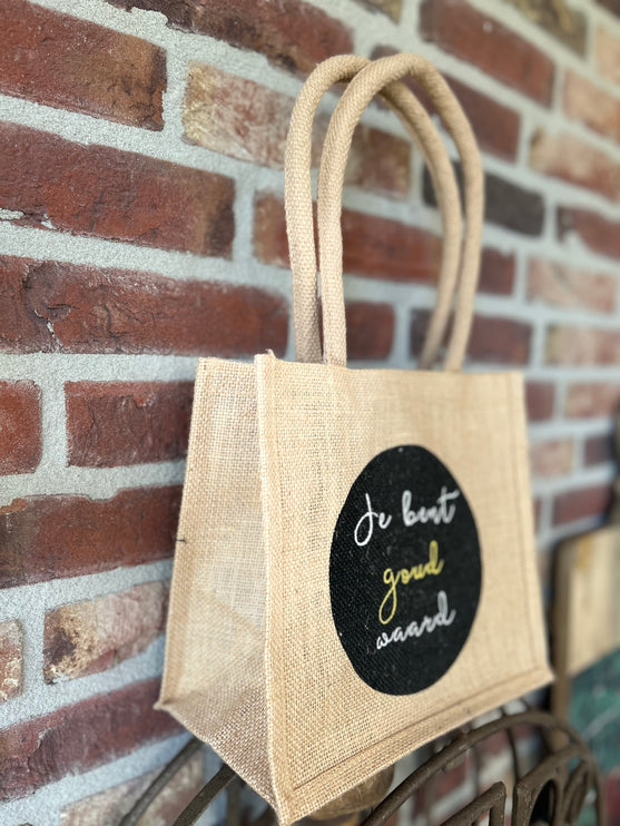 Cadeau tas/shoppig bag - Jute - met de tekst Je bent goud waard