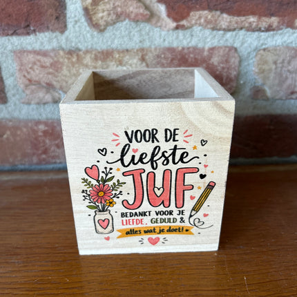 Pennenbakje met opdruk JUF