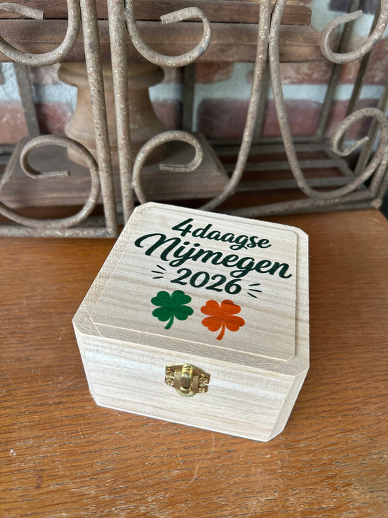 Bewaarkistje kruisje 4daagse Nijmegen