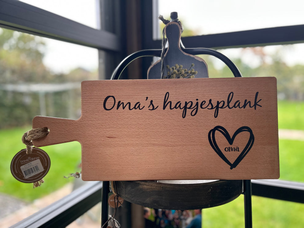 Serveerplank Oma's hapjesplank met hartje OMA 49 cm