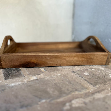 Brocante serveertray met opstaande rand en handgrepen L