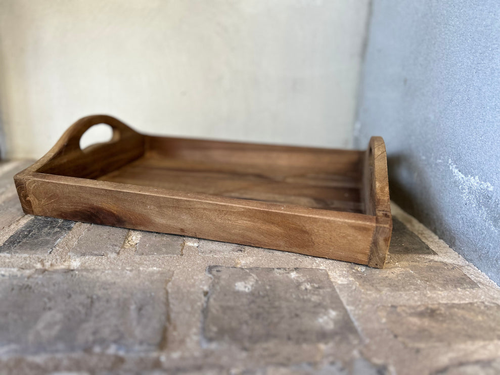 Brocante serveertray met opstaande rand en handgrepen M