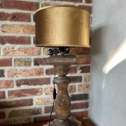 Brocante lampevoet inclusief gouden kap