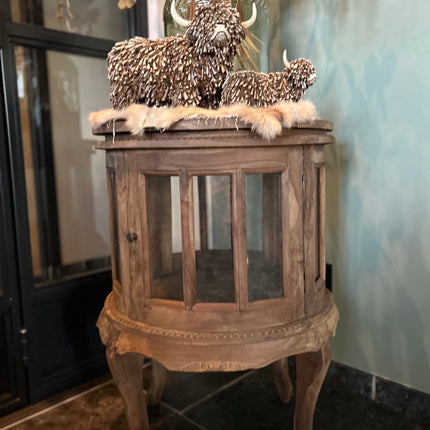 Theekastje compleet met vachtje en 2 stenen hooglanders (16 en 22 cm)