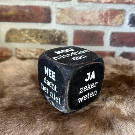 dobbelsteen 8x8cm nou misschien black wash