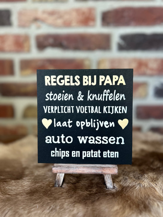 kaart letterpress 13x13cm regels bij papa zwart karton