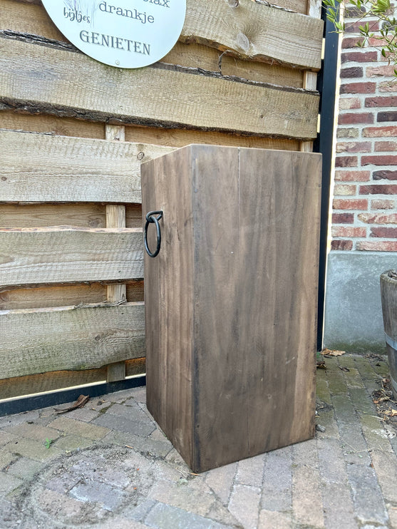 Houten zuil A