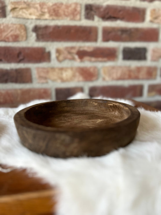 Donker houten schaaltje