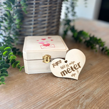 Kistje met zeepjes en hartje - Wil je mijn meter zijn?