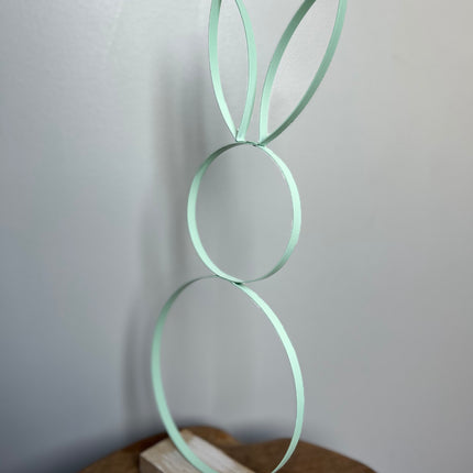 Decoratie Haas van Metaal op houten voet - 36 cm Mintgroen