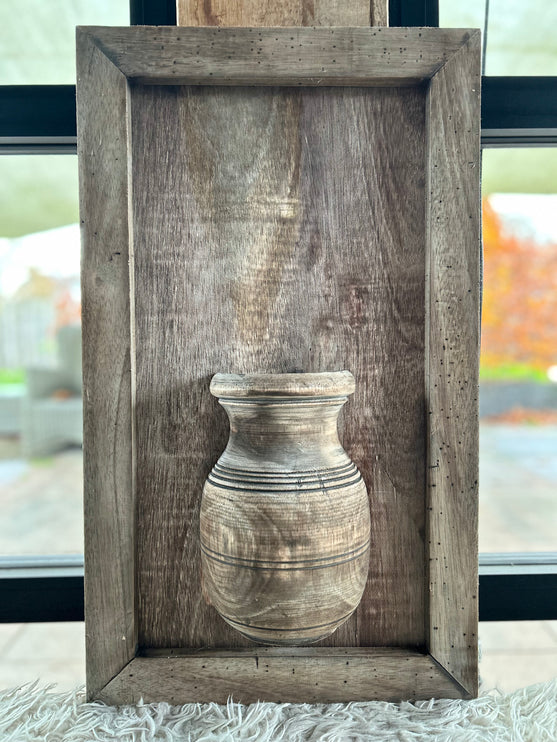 Wandpaneel met vaas en bloemen en houten lijst