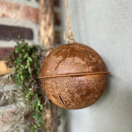 Metalen roestige Kerstbel L