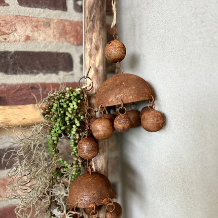 Decoratieve Roestige Metalen hangbel M