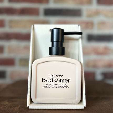 Zeeppompje vol Liefs - Badkamer