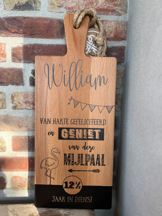 Serveerplank mijlpaal 12,5 jaar in dienst  Gepersonaliseerd