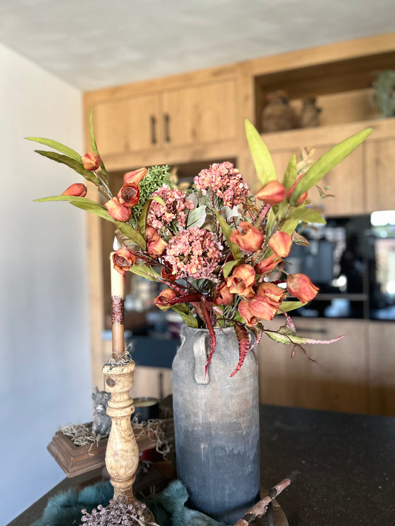 Kruik Hoog compleet met bloemen/planten