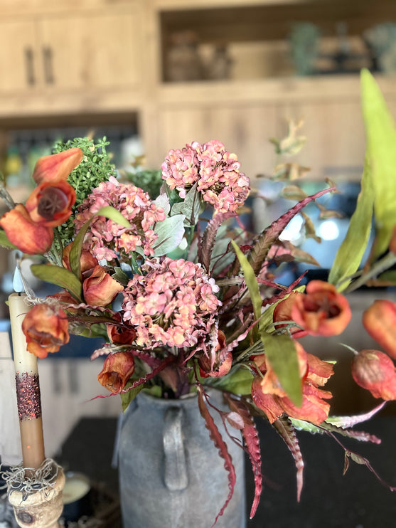 Kruik Hoog compleet met bloemen/planten