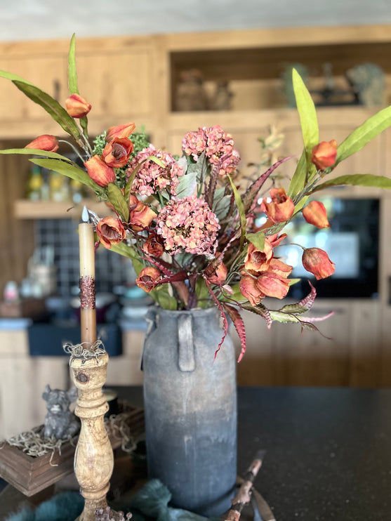 Kruik Hoog compleet met bloemen/planten