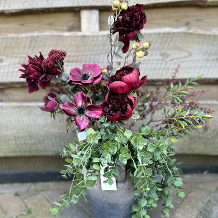 Kruik compleet met bloemen-planten
