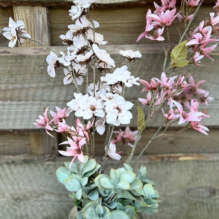 Vaas Geribbeld compleet met bloemen