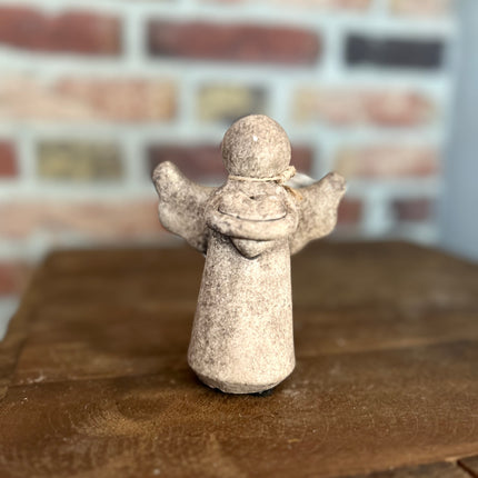 Stenen Engel met Hartje M
