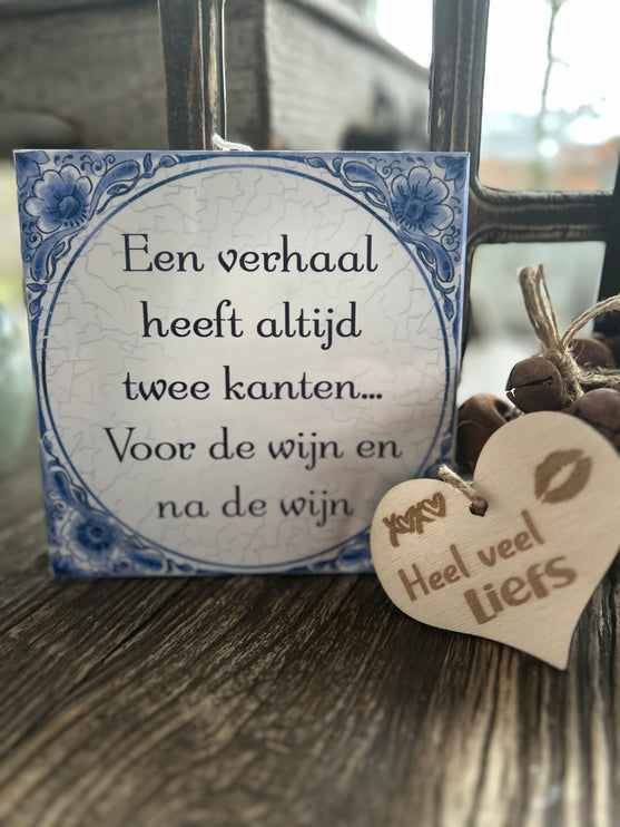 Tegel Delfts Blauw - Verhaal twee kanten wijn