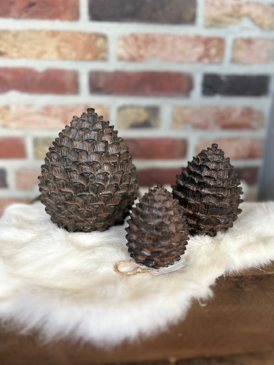 Dennenappel M