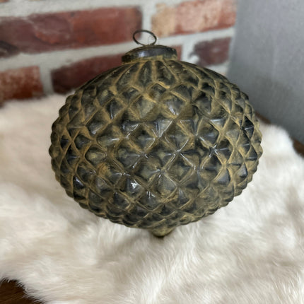 Ornament L