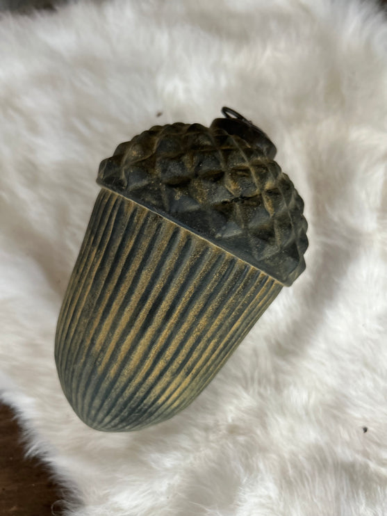Ornament Eikel