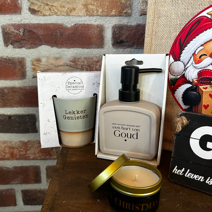 Kerstpakket compleet met vulling 1