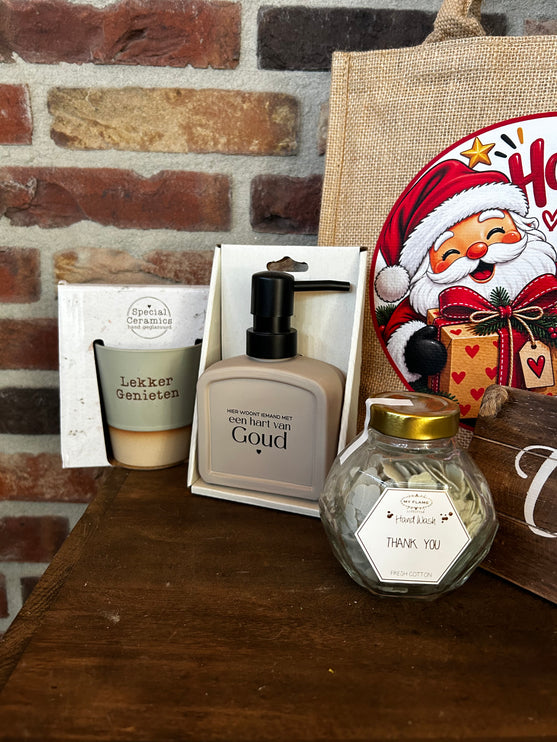 Kerstpakket compleet met vulling 17