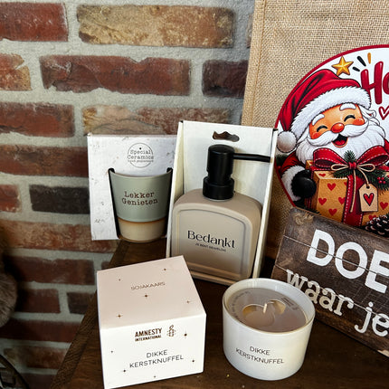 Kerstpakket compleet met vulling 28
