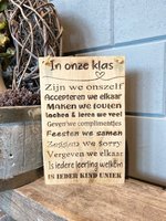 Tekstbordje eikenhout 20x30 cm in onze klas