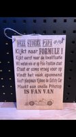 Tekstbordje van eikenhout / Formule 1 Deze stoere papa